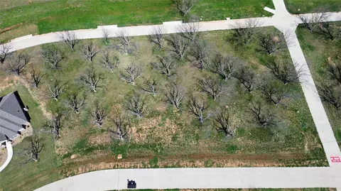 6009 Bonanza Dr, Granbury, TX 76049
