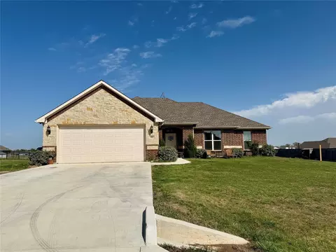 181 Walnut St, Paradise, TX 76073