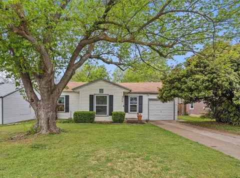 3204 Marys Ln, Fort Worth, TX 76116