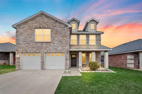 2217 Splendor Ct, Arlington, TX 76010