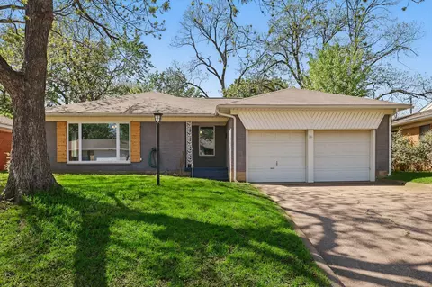 116 E Vilbig St, Irving, TX 75060
