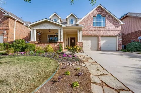 1011 Fortner Rd, Lantana, TX 76226