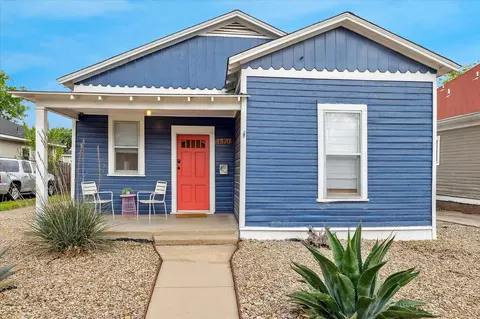1320 S Lake St, Fort Worth, TX 76104
