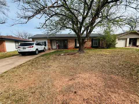 3248 Sandefer St, Abilene, TX 79603