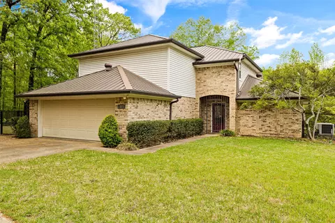 1802 Mt Pisgah, Kilgore, TX 75662