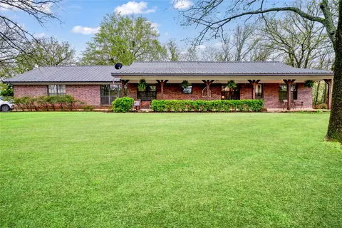 648 County Road 42540, Paris, TX 75462