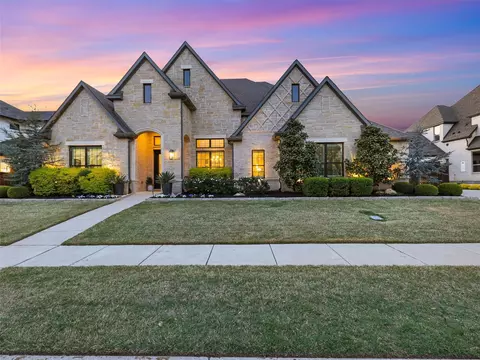 1004 Rhone Ln, Southlake, TX 76092