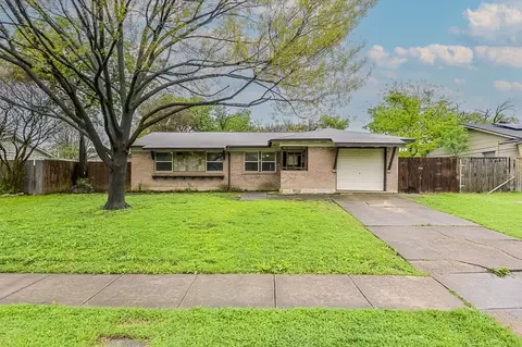3037 Joanna Dr, Farmers Branch, TX 75234