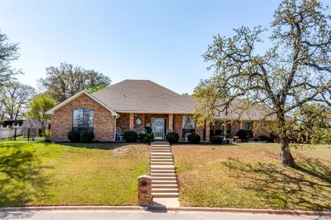 1906 Country Brook Dr, Weatherford, TX 76087