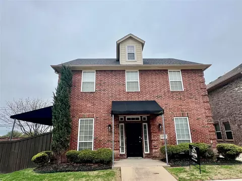 4916 Ridglea Hills Ct, Fort Worth, TX 76116