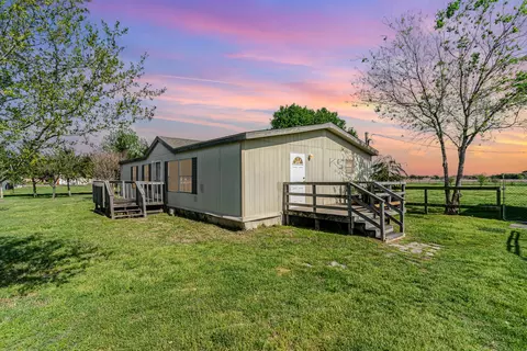 511 Ewing Rd, Ferris, TX 75125 photo 6