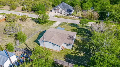 3300 Hilltop Rd, Granbury, TX 76048