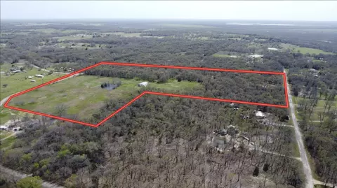 9833 R And R Cir, Kemp, TX 75143