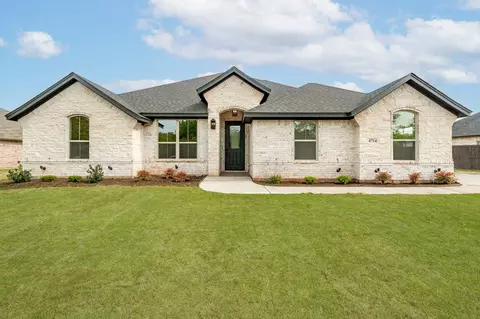 4714 W Wedgefield Rd, Granbury, TX 76049