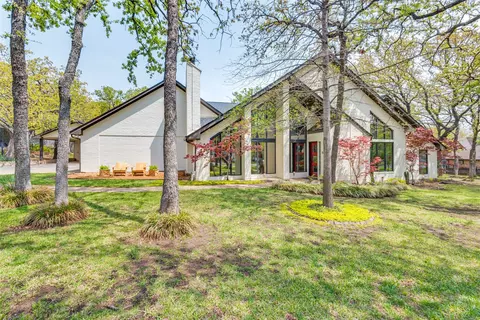 110 Hunters Hill Cir, Argyle, TX 76226