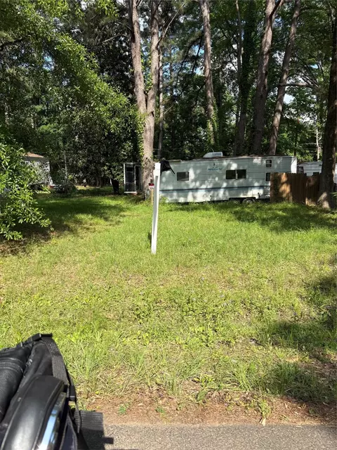 7239 Golden Meadows Rd, Greenwood, LA 71033