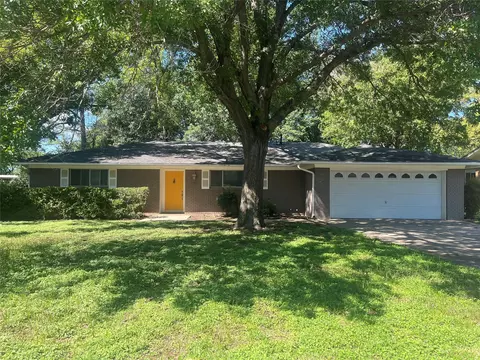 1618 Kendolph Dr, Denton, TX 76205