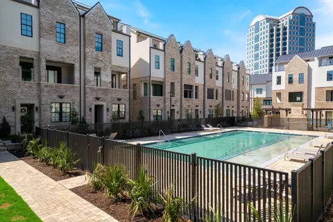 637 Dalton Ln, Irving, TX 75039