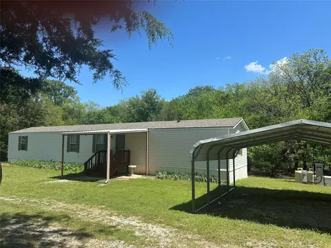 151 Blue Moon Ct, Springtown, TX 76082