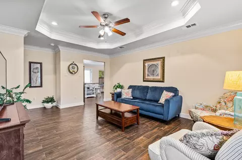 1321 S Montgomery St, Sherman, TX 75090