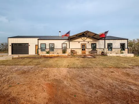 7414 Cr 180, Bangs, TX 76823 photo 3