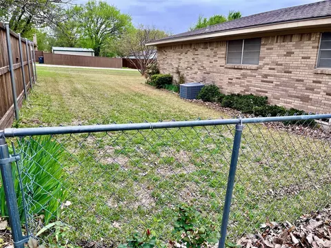 Exterior - 405 E 7th St, Prosper, TX 75078 photo 3 of 6