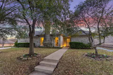 6018 Blue Mist Ln, Dallas, TX 75248