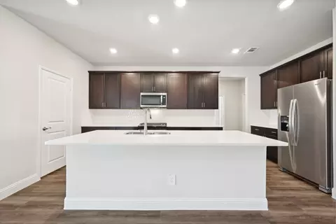 3908 Goodwin Dr, Princeton, TX 75071