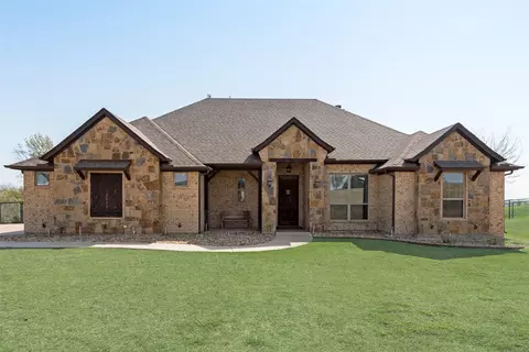107 Summer Stone Ct, Weatherford, TX 76087