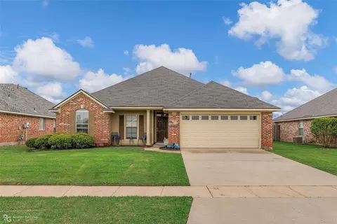 5848 Bluebonnett Dr, Bossier City, LA 71112