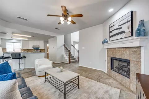 1417 Summerhill Dr, Carrollton, TX 75007