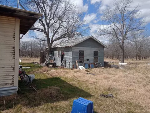 340 County Road 187a, Comanche, TX 76442 photo 3