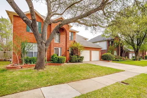 7732 Arcadia Trl, Fort Worth, TX 76137