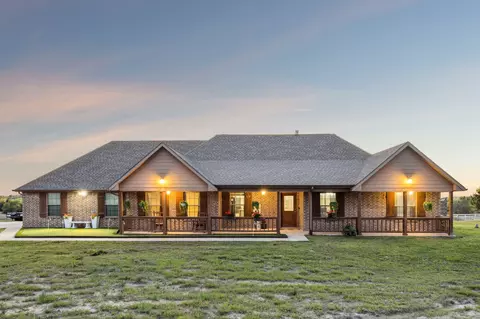 1632 Fm 547, Farmersville, TX 75442