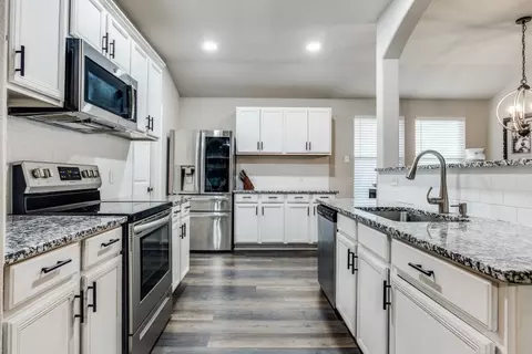 535 Harding Ln, Lavon, TX 75166