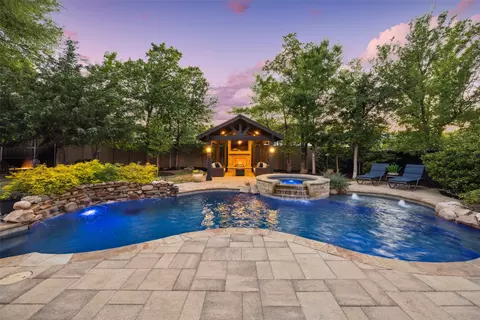 653 Indian Creek Dr, Trophy Club, TX 76262