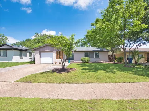 4409 Colgate Ln, Garland, TX 75042