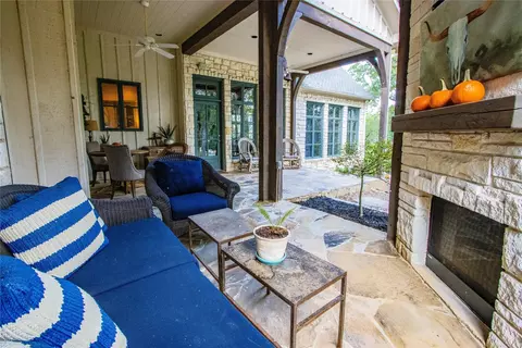 Exterior - 3606 Blagg Rd, Denton, TX 76208 photo 4 of 14