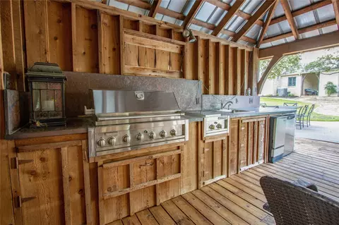 Kitchen - 3606 Blagg Rd, Denton, TX 76208 photo 3 of 3
