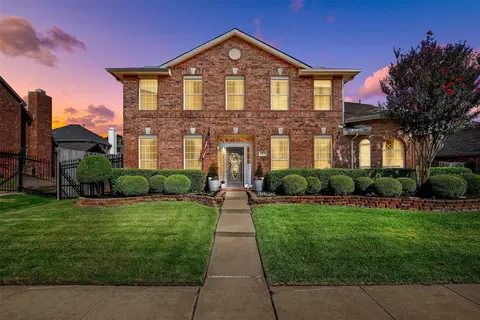 4809 Island Cir, Fort Worth, TX 76137