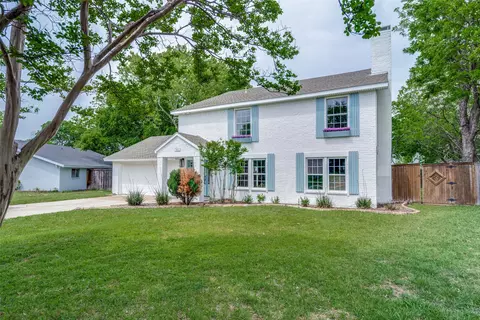 23 Grant Cir, Richardson, TX 75081