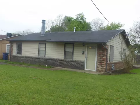 323 Holley St, Everman, TX 76140