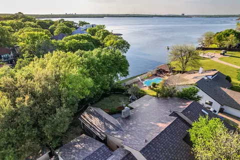 2816 Marquis Cir W, Arlington, TX 76016
