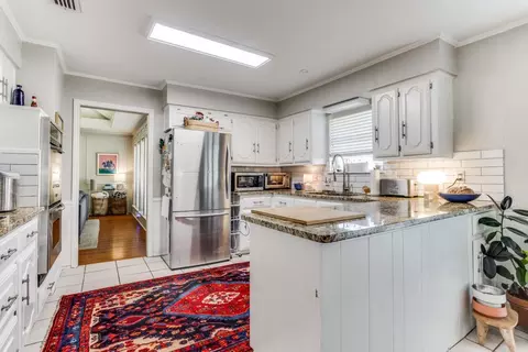 Kitchen - 1908 Cap Rock, Richardson, TX 75080 photo 3 of 3