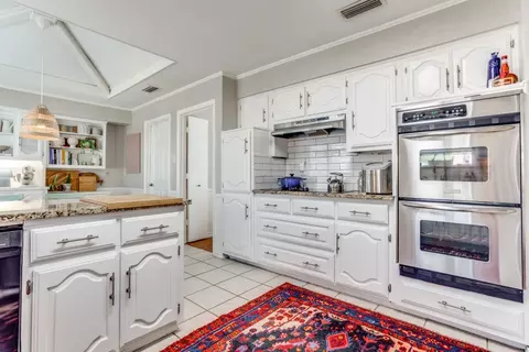 Kitchen - 1908 Cap Rock, Richardson, TX 75080 photo 2 of 3