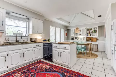 Kitchen - 1908 Cap Rock, Richardson, TX 75080 photo 1 of 3