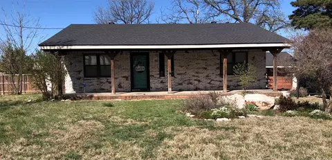 910 S Canadian St, Wheeler, TX 79096