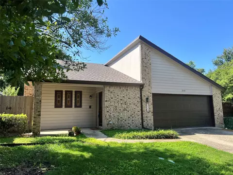 2518 Lake Bend Ter, Carrollton, TX 75006