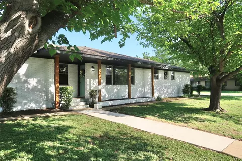 3600 Venice Dr, North Richland Hills, TX 76180