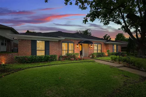 9208 Seagrove Dr, Dallas, TX 75243